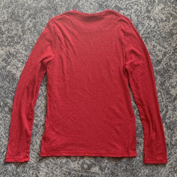 Hollister Ribbed Long-Sleeve Shirt - Picture 8 of 8